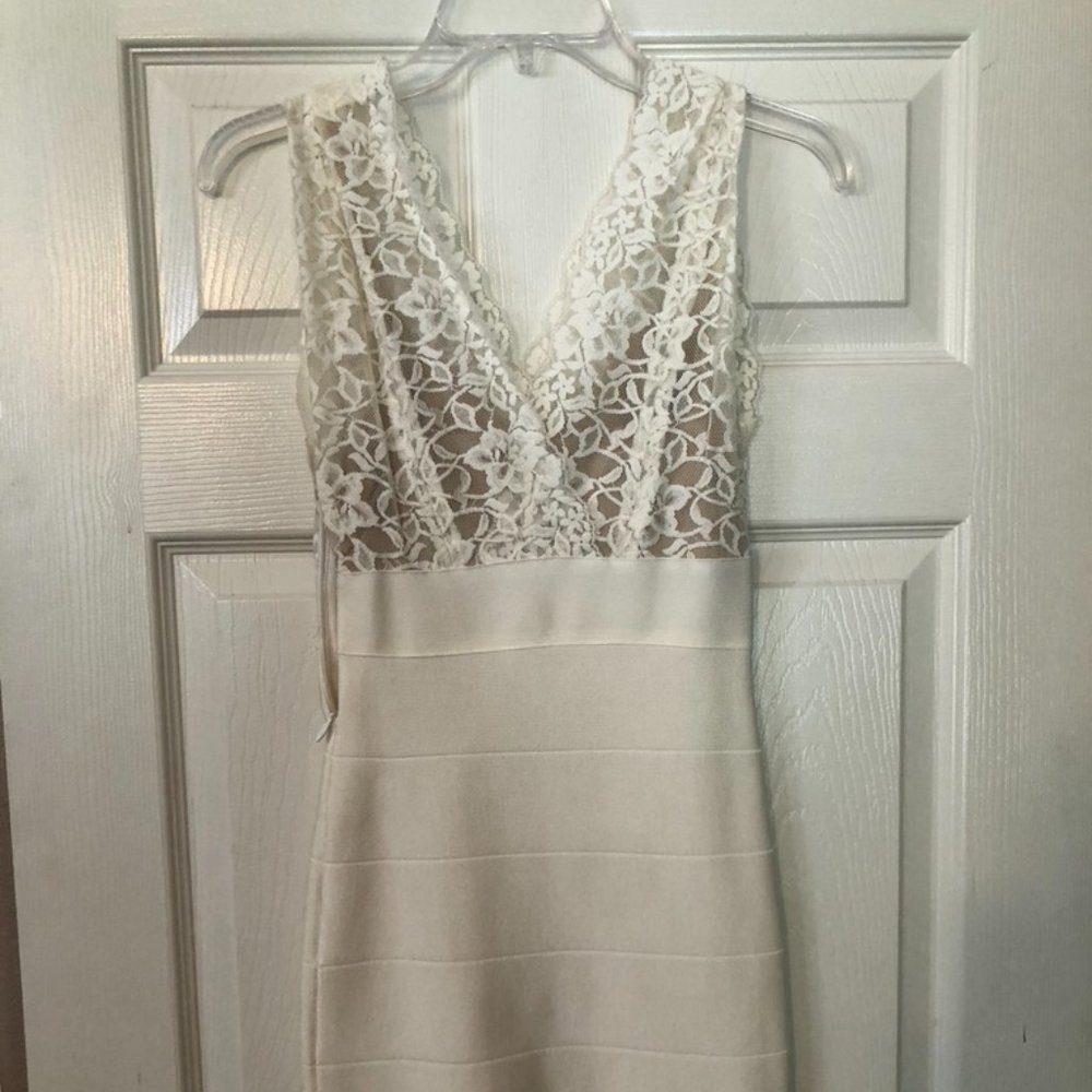 Beautiful White Lace bebe Dress